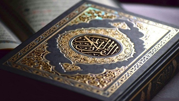 مثل الَّذِينَ كَفَرُواْ بِرَبِّهِمْ أَعْمَالُهُمْ كَرَمَادٍ