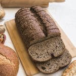 bread-loaf-cutting-board